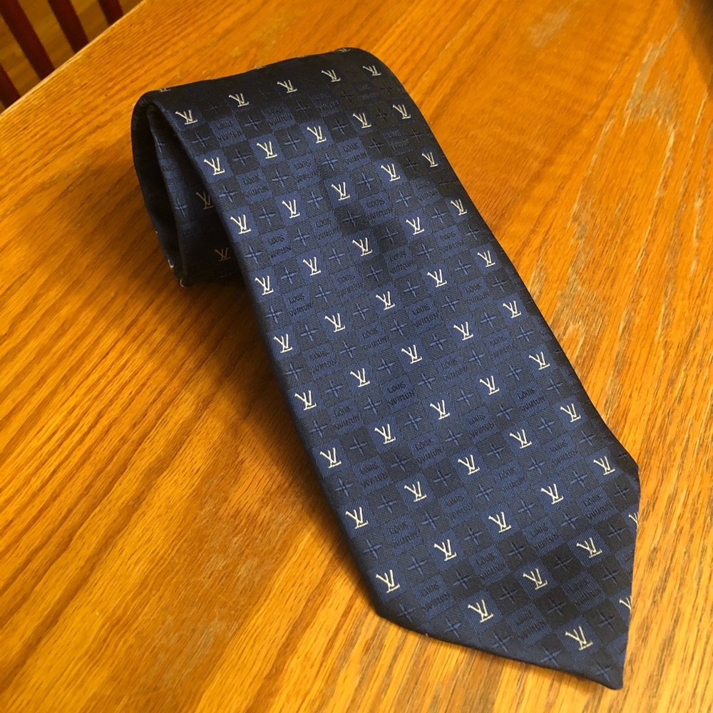 Louis Vuitton tie